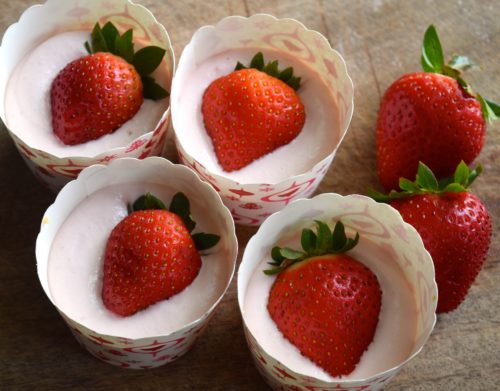 strawberry lemonade no bake cheesecakes