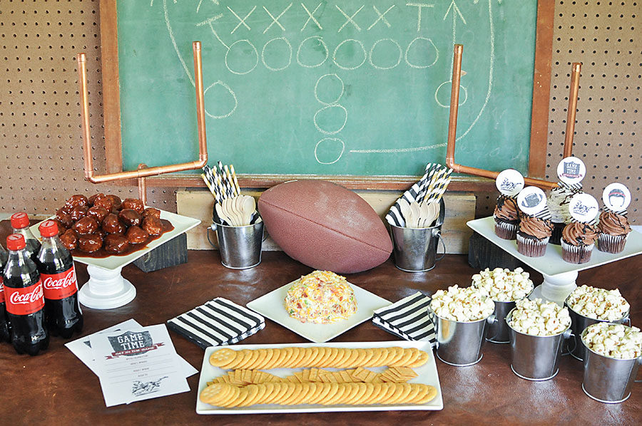 DIY Vintage Football Party Tailgate - Wit & Wander