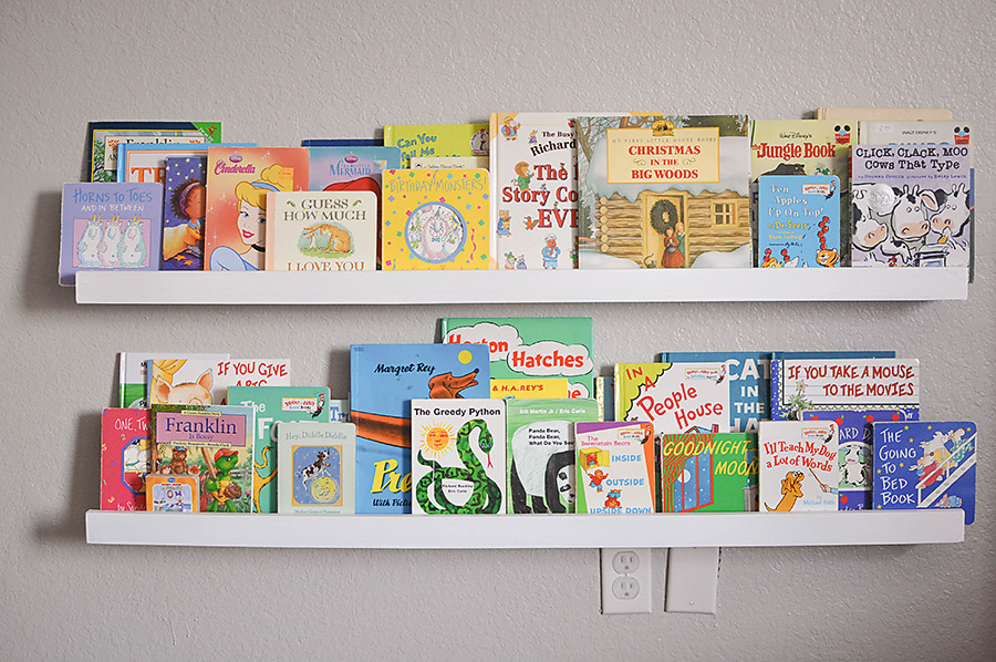 wall book shelves kids
