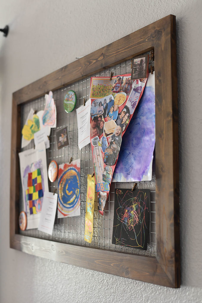 Chicken Wire Memo Board - An Easy Farmhouse DIY - Our Handcrafted Life