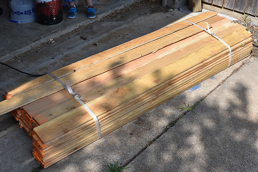 DIY Outdoor Storage Box / Bench - Sand and Sisal