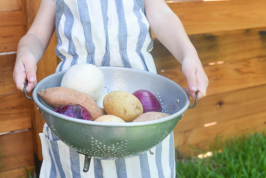 Little Girl's Farmhouse Apron from an Ikea Dish Towel - Our Handcrafted Life